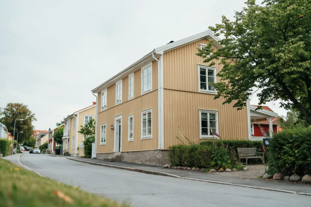 fasadm lning i k vlinge s lyfter du husets utseende och skyddar fasaden l nge
