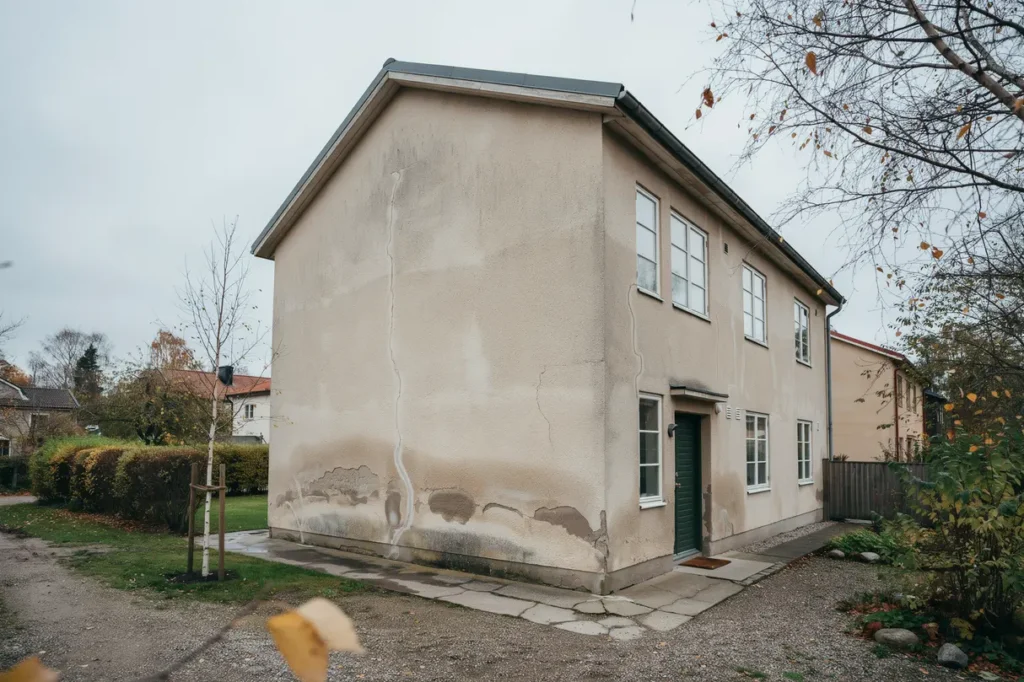 n r beh ver putsfasaden dr neras om tecken risker och r tt tg rder f r villa gare